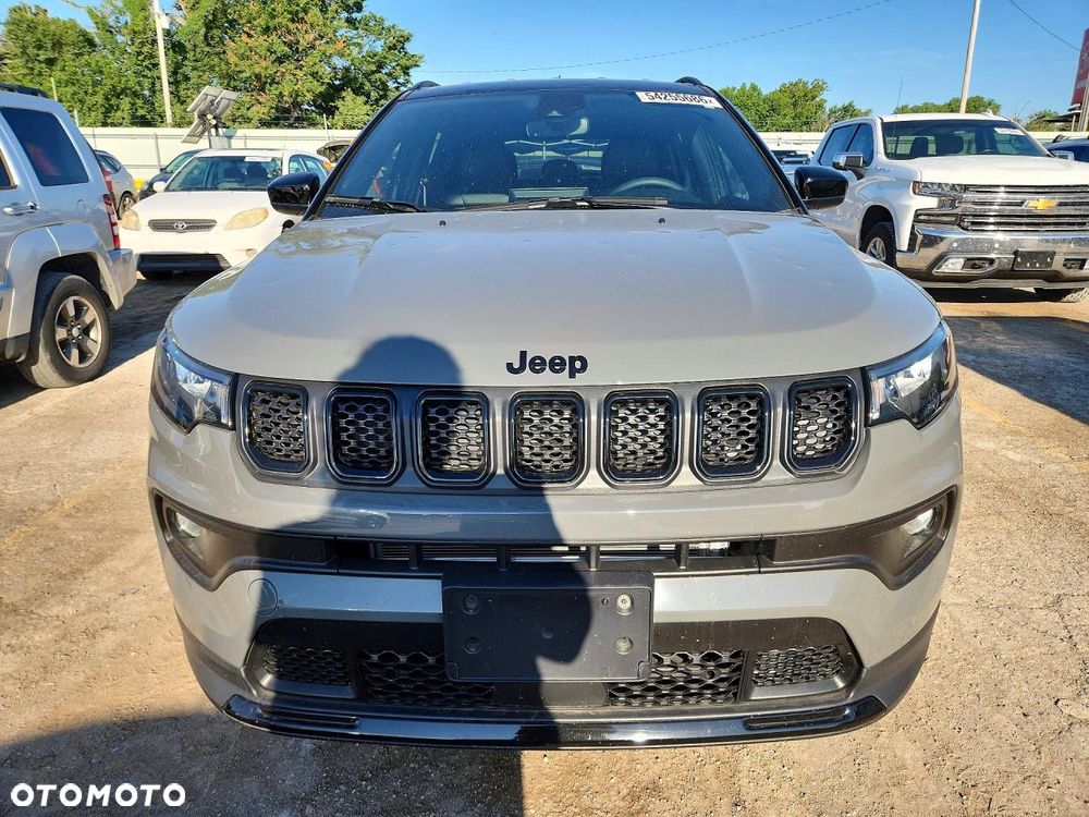 Jeep Compass - 5