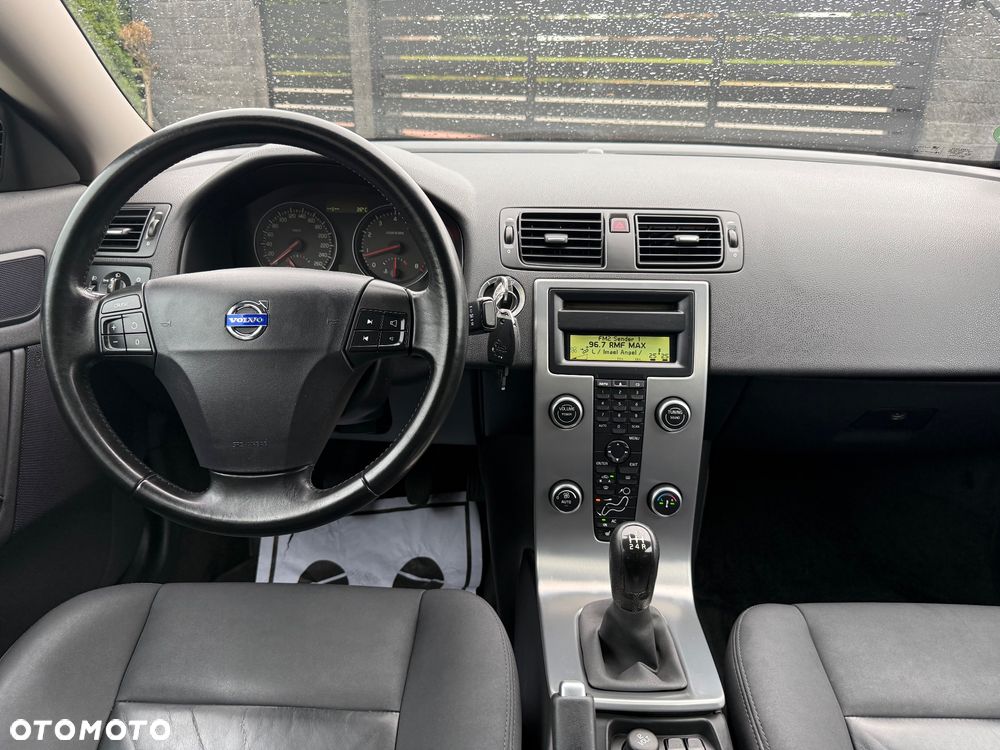 Volvo C70 2.4 Momentum - 31