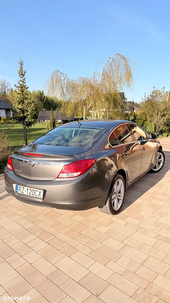 Opel Insignia 2.0 CDTI - 7