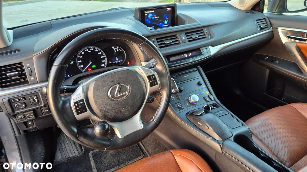 Lexus CT 200h Prestige - 5