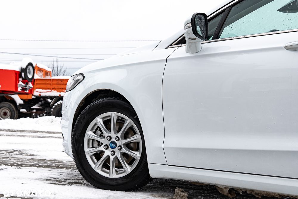 Ford Mondeo 2.0 TDCi Titanium PowerShift - 35