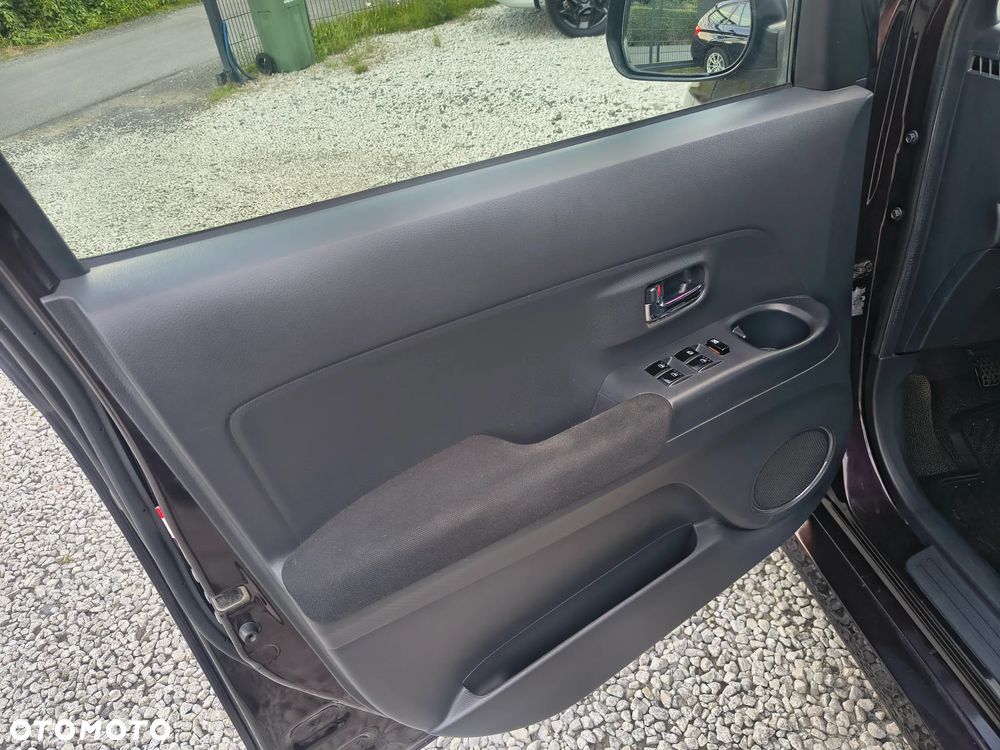 Daihatsu Materia 1.5 black edition - 14