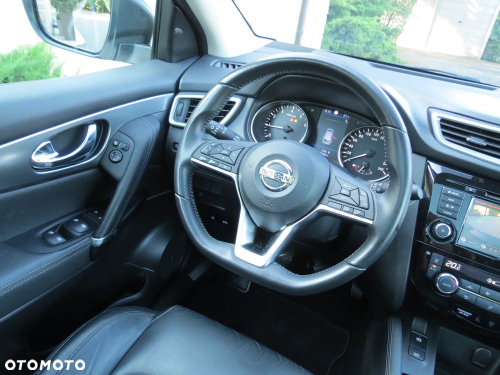 Nissan Qashqai 1.3 DIG-T Tekna - 19