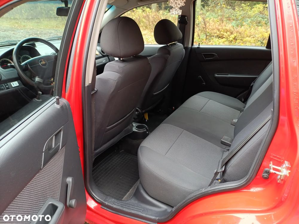 Chevrolet Aveo - 17