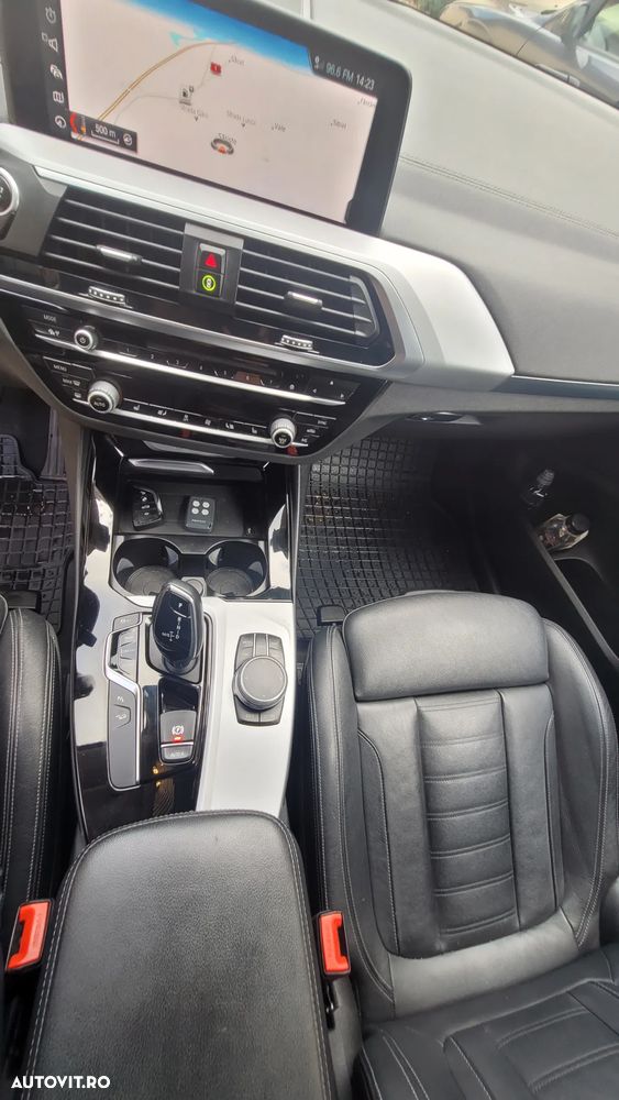 BMW X3 xDrive20i AT - 27