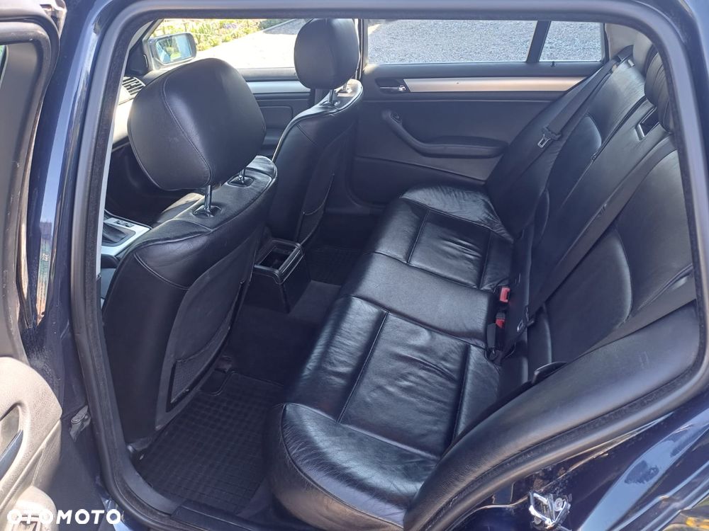 BMW Seria 3 - 22