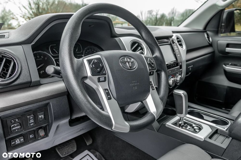 Toyota Tundra - 3