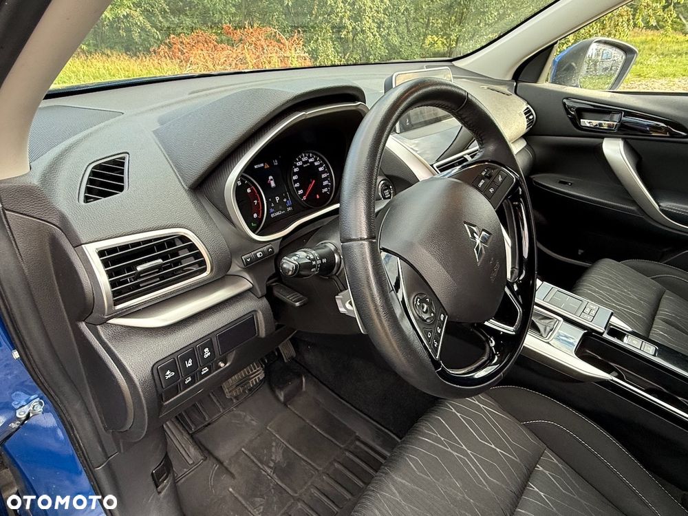 Mitsubishi Eclipse Cross 1.5 T Intense Plus CVT 4WD - 16
