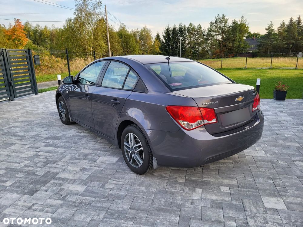 Chevrolet Cruze - 7
