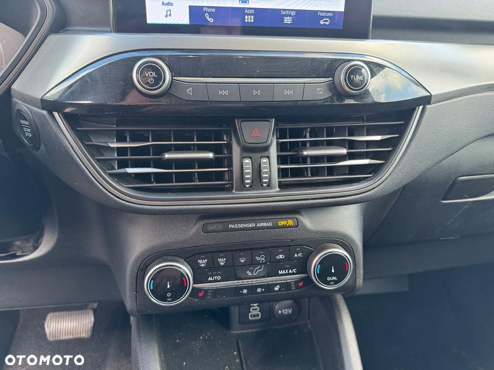 Ford Kuga - 17