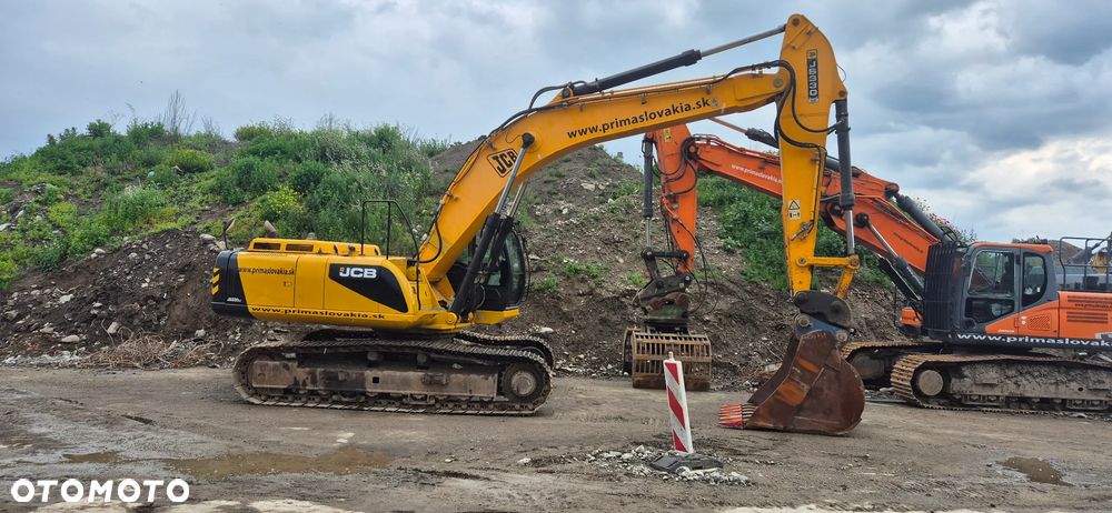 JCB 330 LC - 1