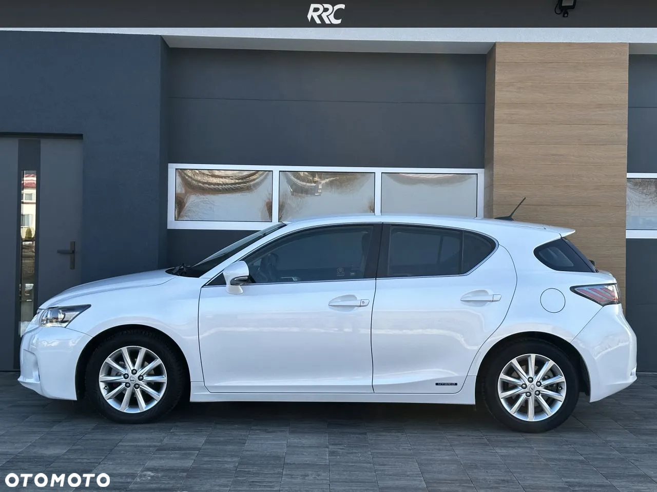 Lexus CT 200h Impression Line - 10
