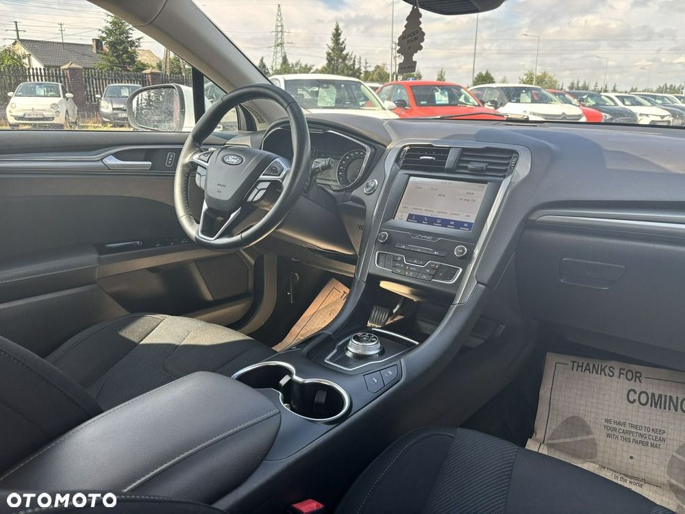 Ford Mondeo - 23