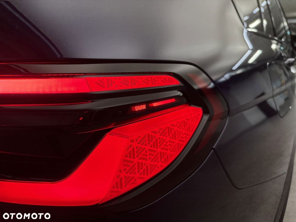 BMW X7 - 23