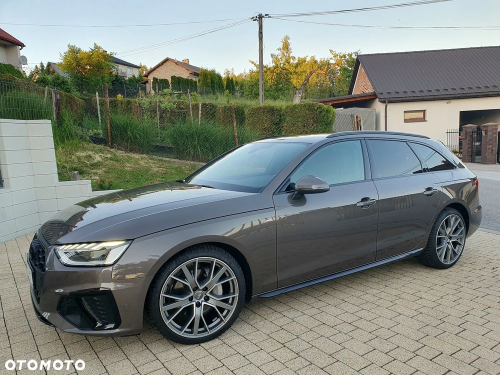 Audi A4 Avant 40 TDI quattro S tronic S line - 36