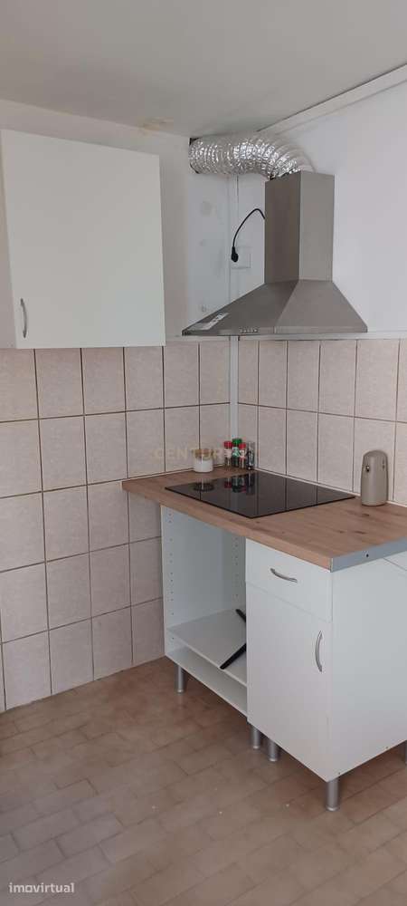 Moradia T2 em Silgueiros, Viseu - Grande imagem: 2/17