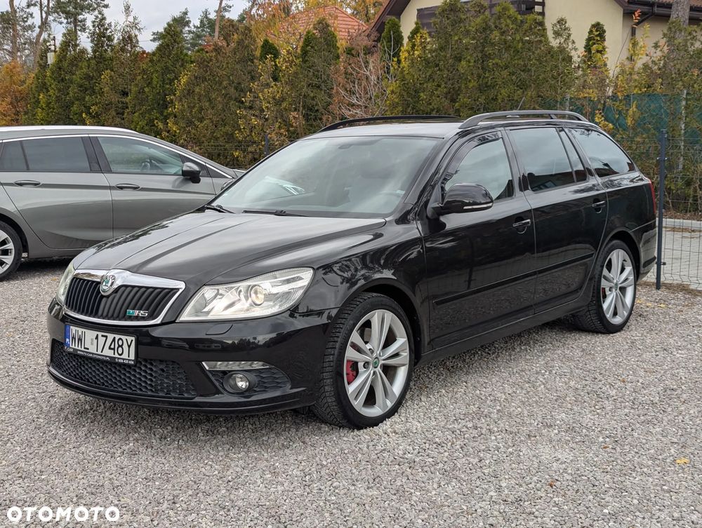 Skoda Octavia Combi 2.0 TSI RS - 3