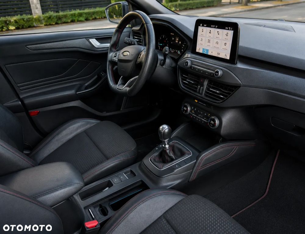 Ford Focus 2.0 EcoBlue ST-Line Business - 14
