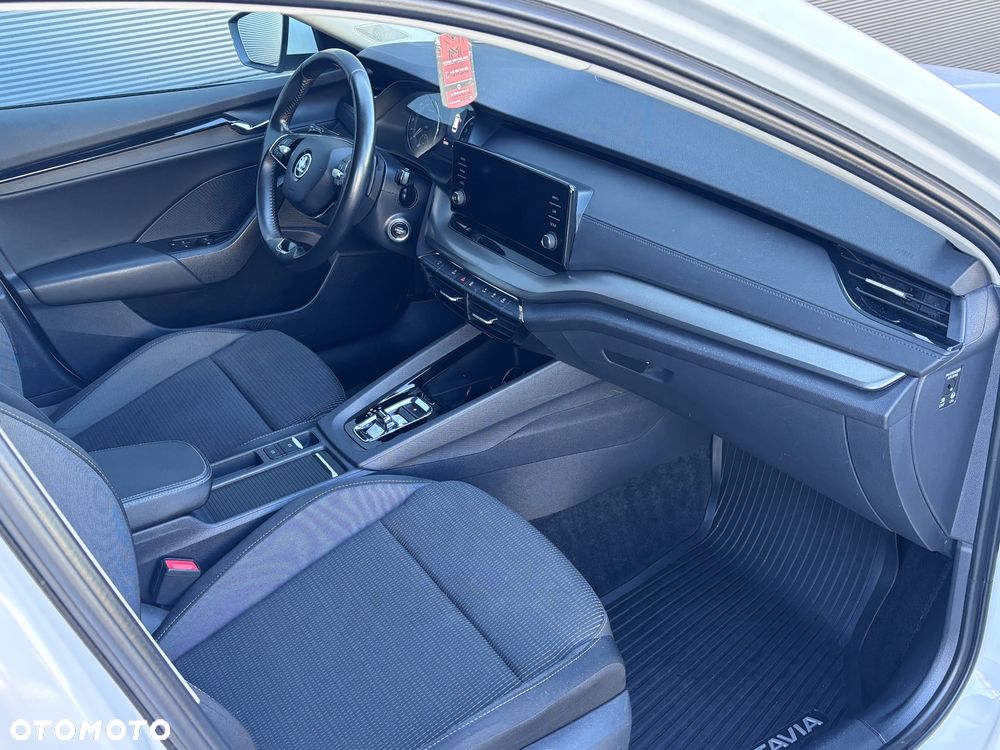 Skoda Octavia 2.0 TDI DSG Ambition - 20