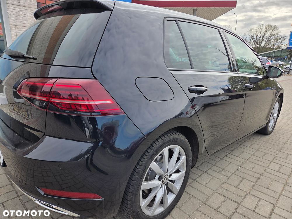 Volkswagen Golf - 4