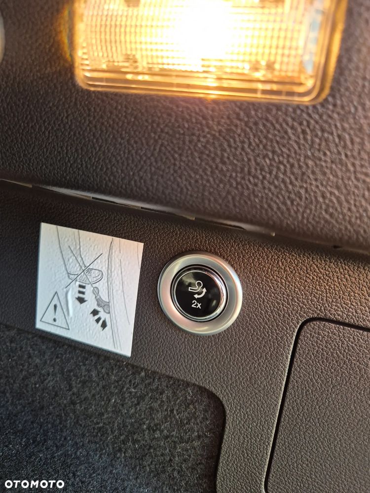 Ford Kuga 2.0 TDCi 4x4 ST-Line - 6