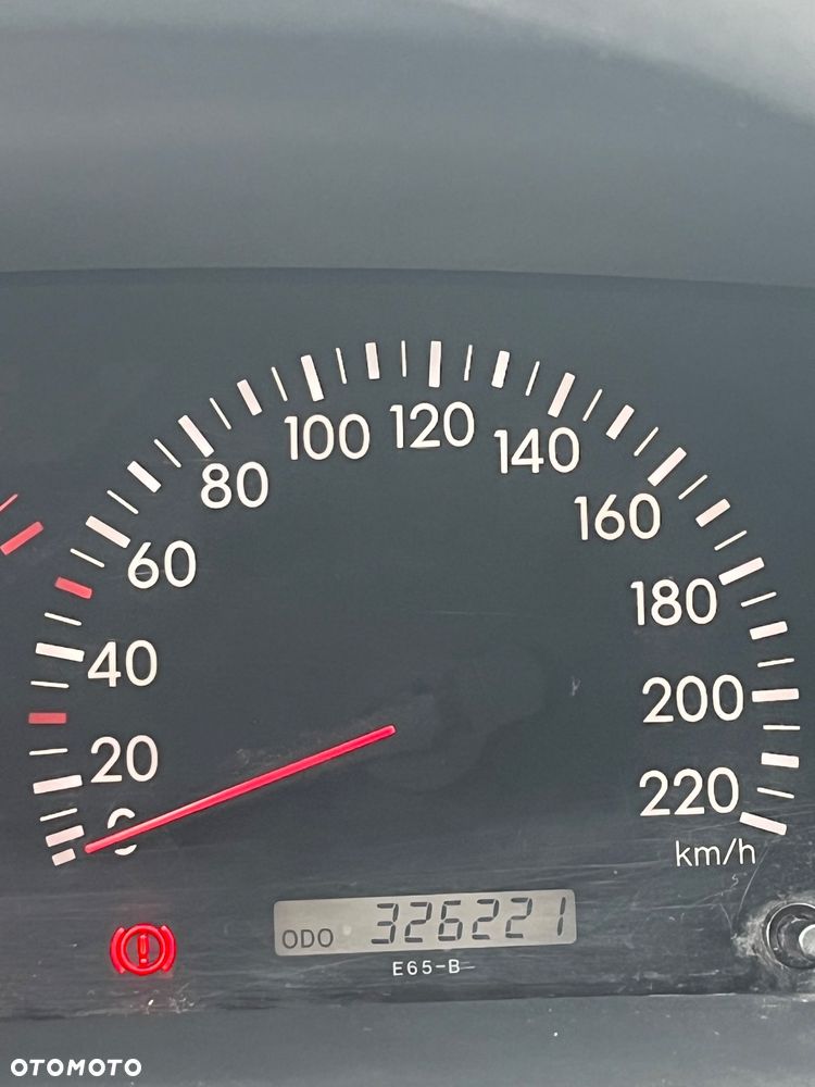 Toyota Corolla Verso 2.0 D-4D - 17
