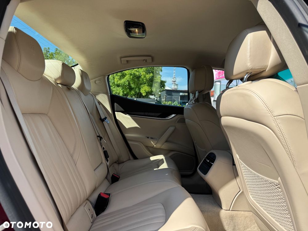 Maserati Ghibli - 10