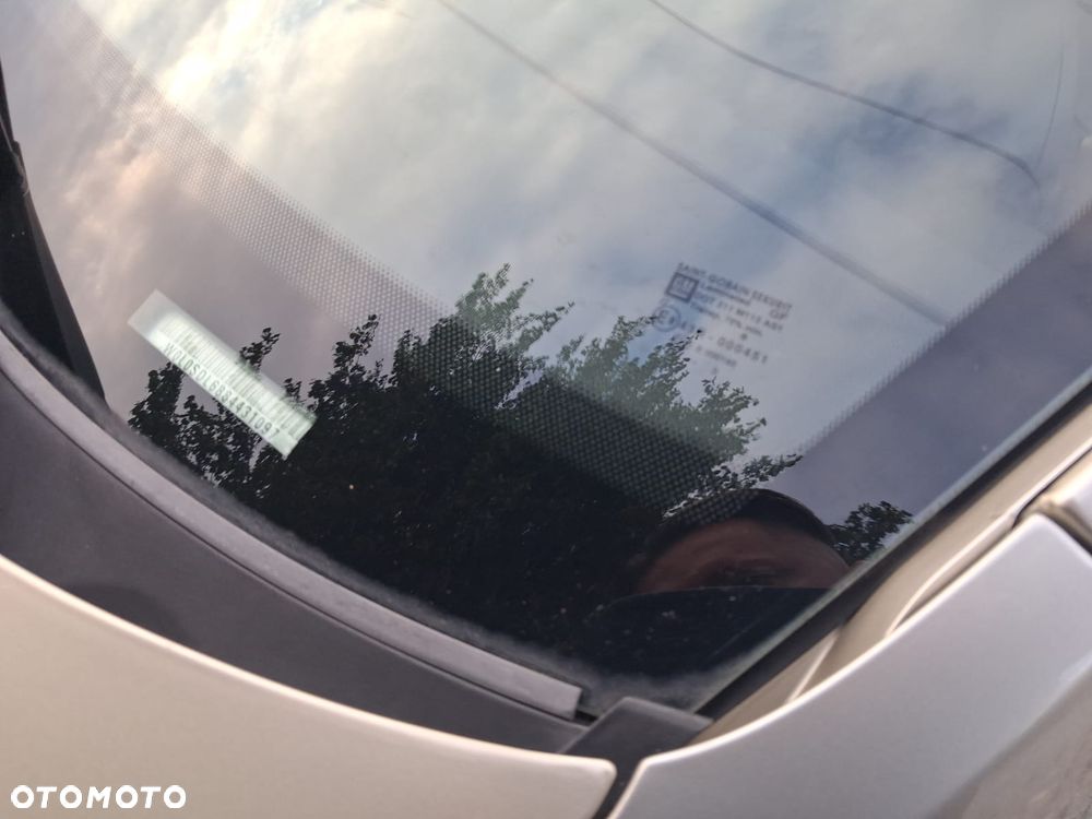 Opel Corsa - 20
