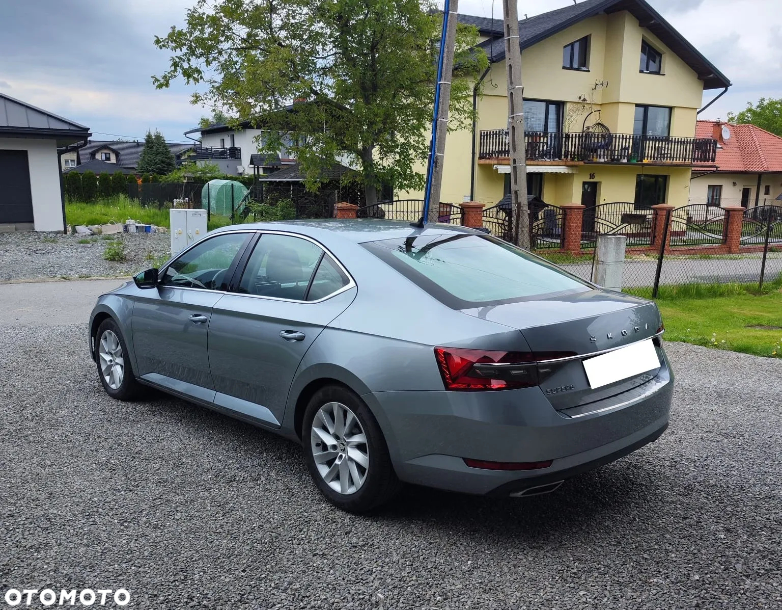 Skoda Superb 2.0 TSI Ambition DSG - 4