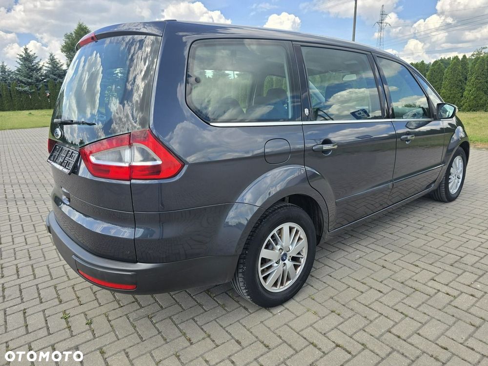 Ford Galaxy - 10
