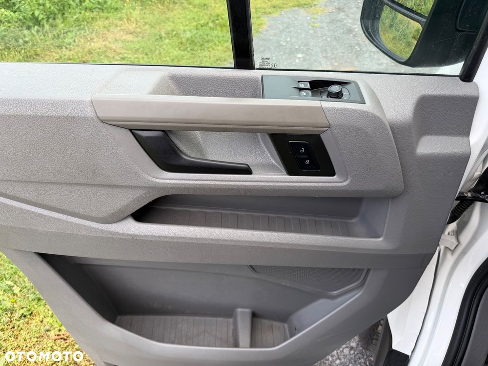 Volkswagen Crafter - 28