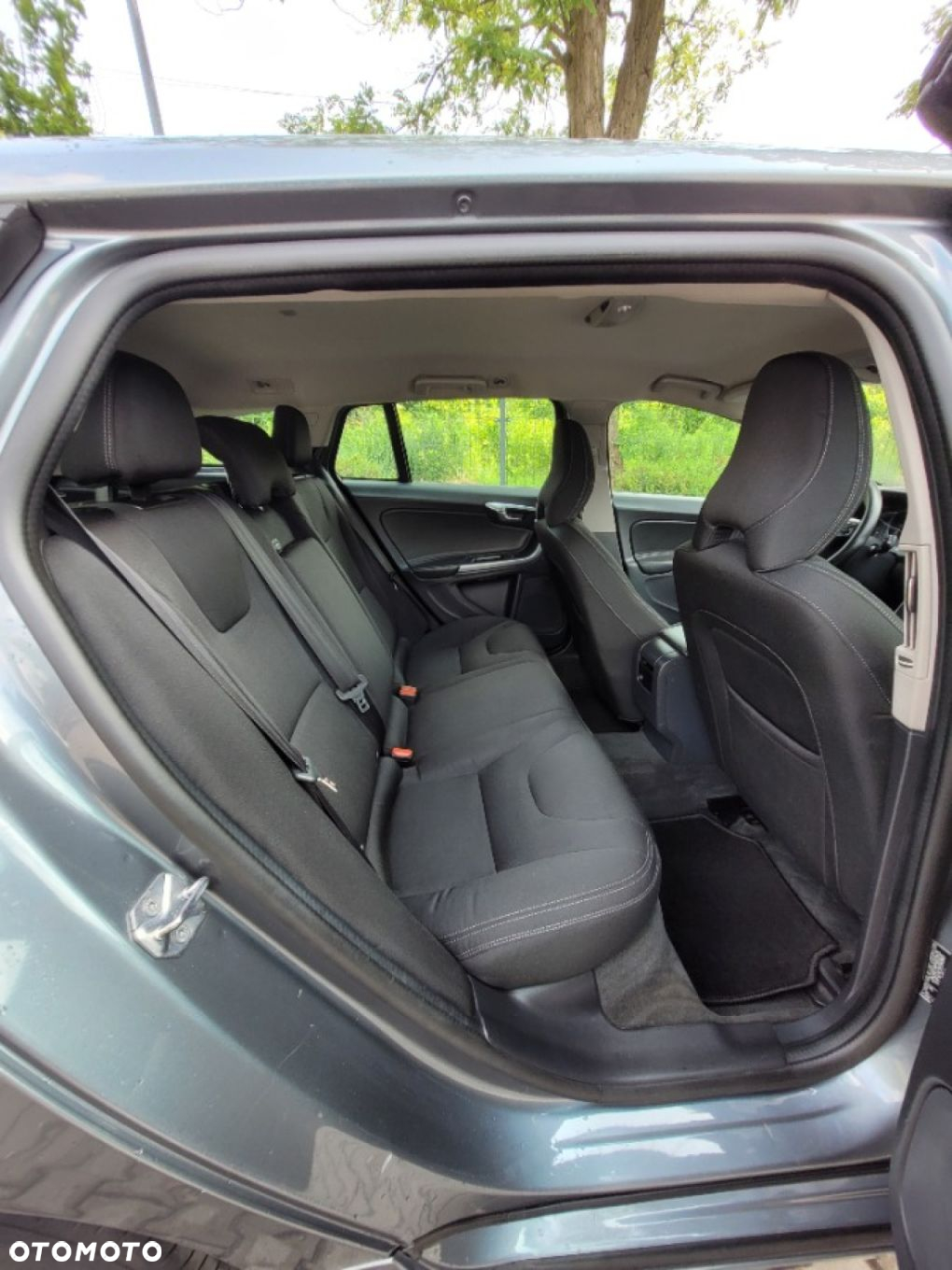 Volvo V60 D2 Summum - 17