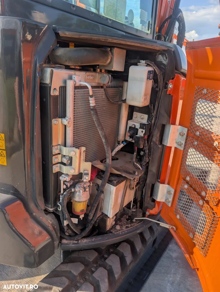 Hitachi ZX33U-6, 3,7tone, 2023, 2.291h, CUPLA RAPIDA HIDR+3 CUPE NOI, lama nivelare, ad sapare 3,5m, latime 1,55m, inst picon pe brate, aer conditionat, radio, produs in JAPONIA, posibil leasing 4 ani-PROMOTIE 36.900 EUR+Tva - 26