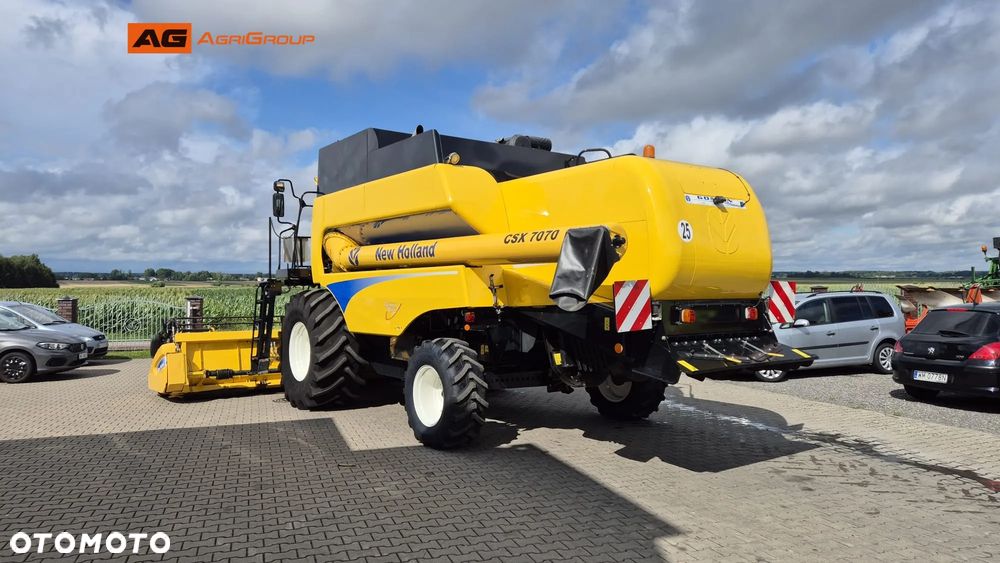 New Holland CSX 7070 2009R - 5