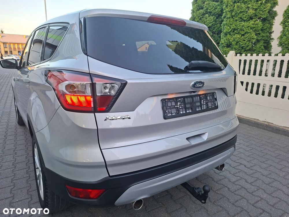 Ford Kuga 2.0 TDCi 2x4 Black & Silver - 12