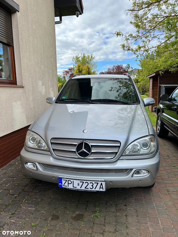 Mercedes-Benz ML - 1