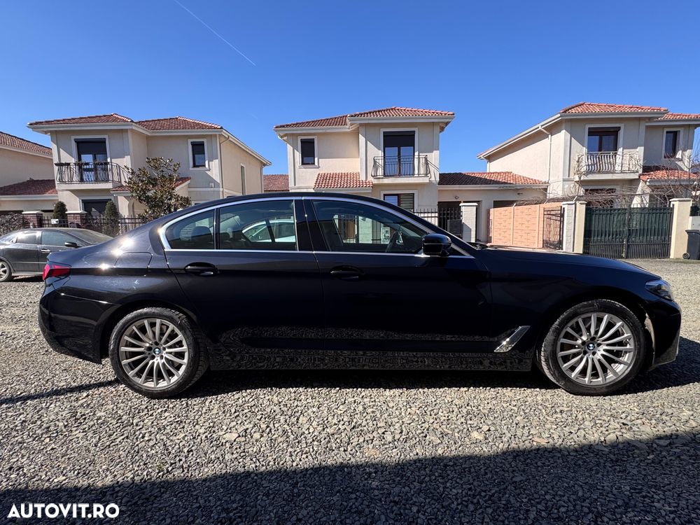 BMW Seria 5 530i xDrive AT MHEV - 6