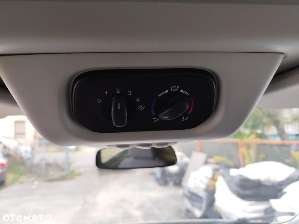 Ford Transit 310 L2H2 Ambiente - 12