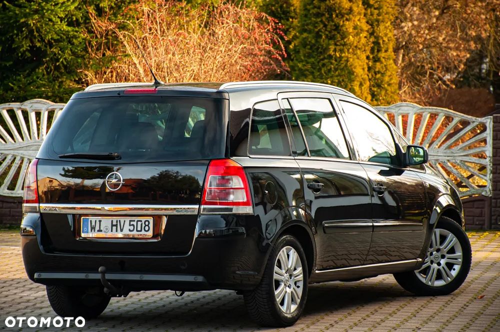 Opel Zafira - 17