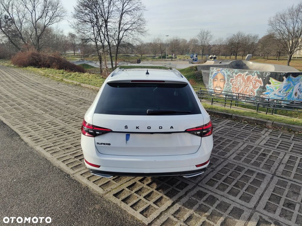 Skoda Superb 2.0 TDI SCR Sportline DSG - 2