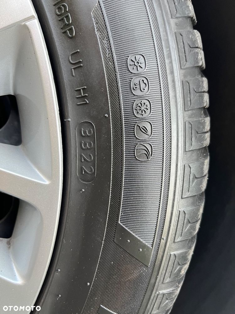 Peugeot 308 1.5 BlueHDi Active S&S - 23