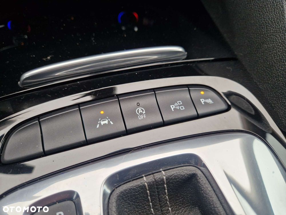 Opel Insignia 2.0 CDTI automatik Business Innovation - 32