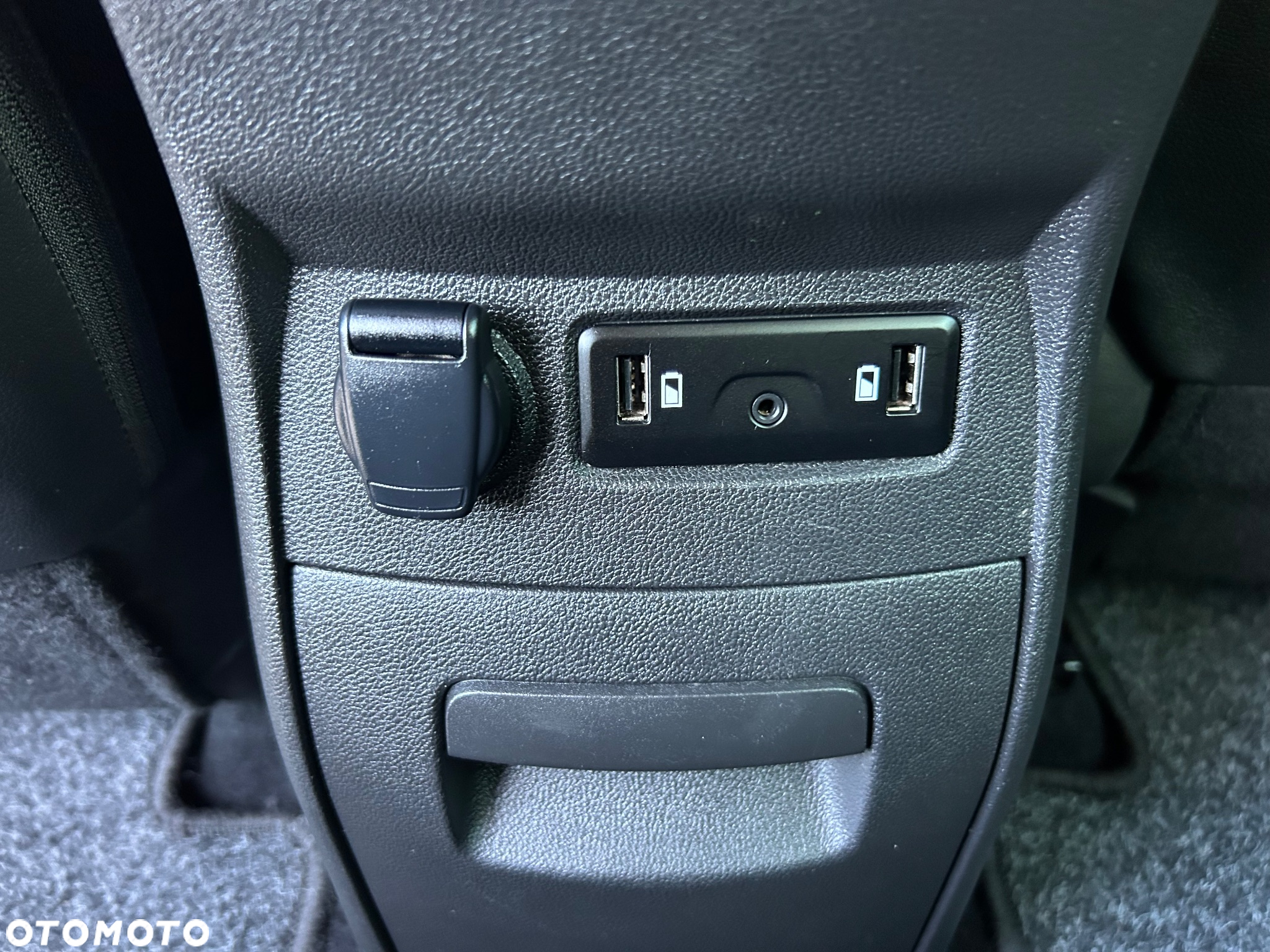 Renault Grand Scenic ENERGY TCe 140 LIMITED - 12