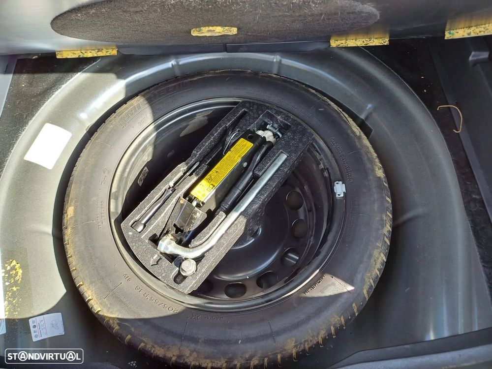 VW Golf Variant 1.6 TDi Style - 14