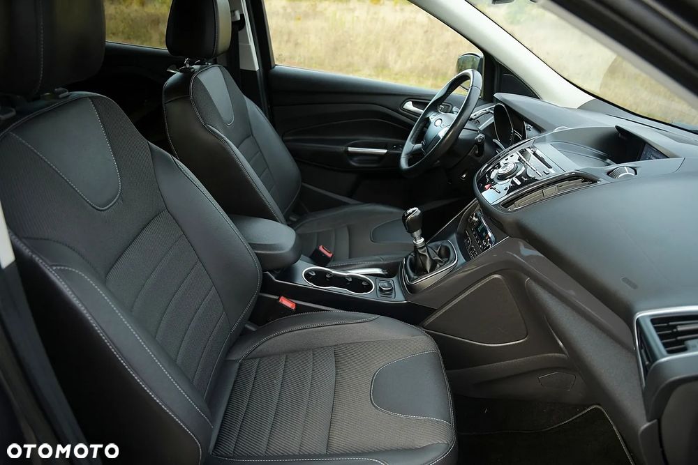 Ford Kuga 2.0 TDCi 4x4 Individual - 19