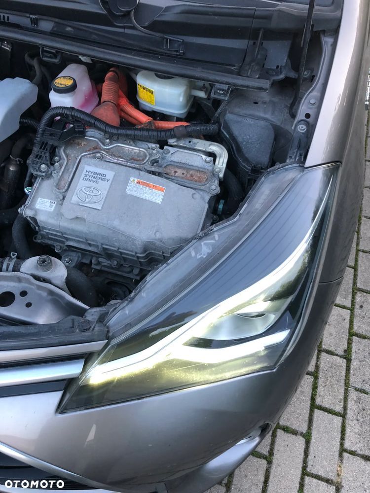 Toyota Yaris Hybrid 100 Selection Passion - 6