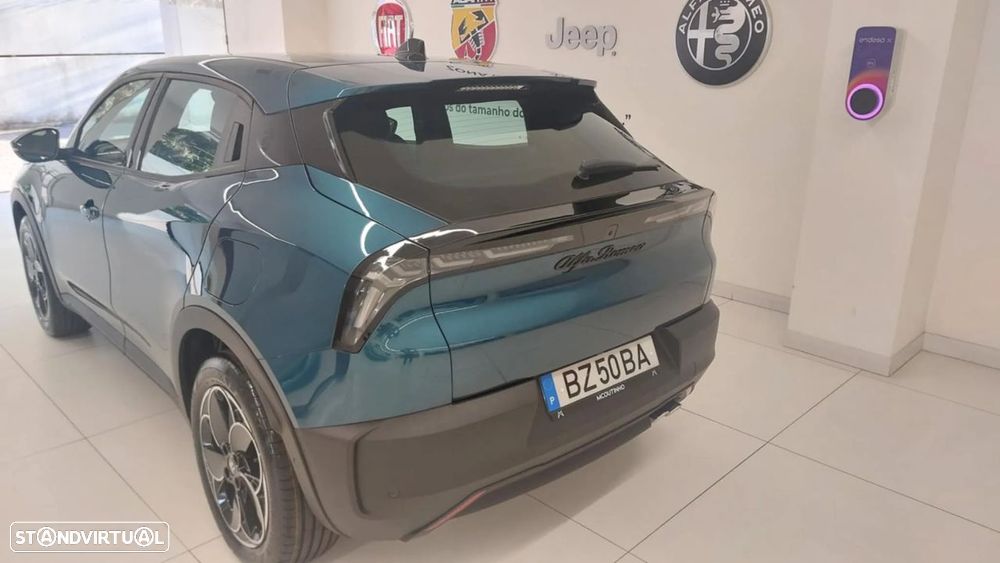 Alfa Romeo Junior 1.2 Intensa eDCT6 - 4