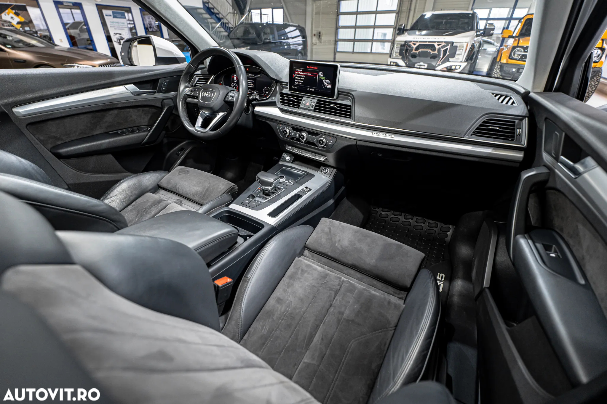 Audi Q5 2.0 40 TDI quattro S tronic Sport - 20