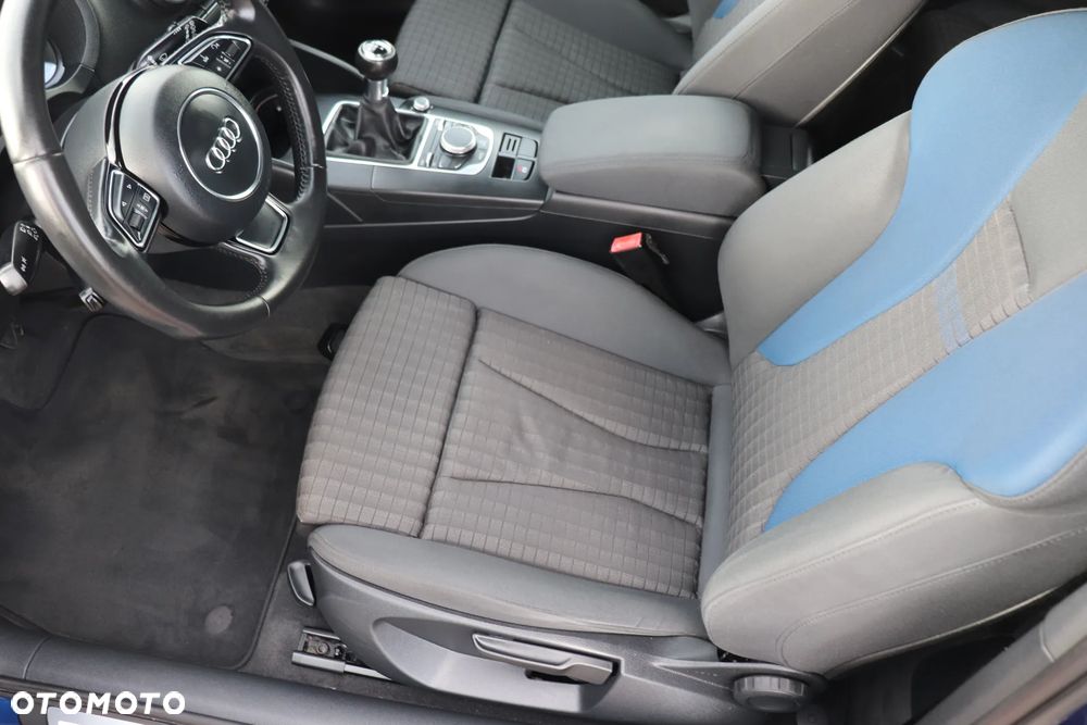Audi A3 3-drzwiowe 1.6 TDI S line Sportpaket - 26