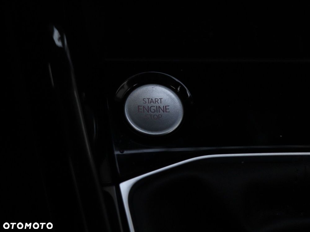 Volkswagen T-Cross - 19